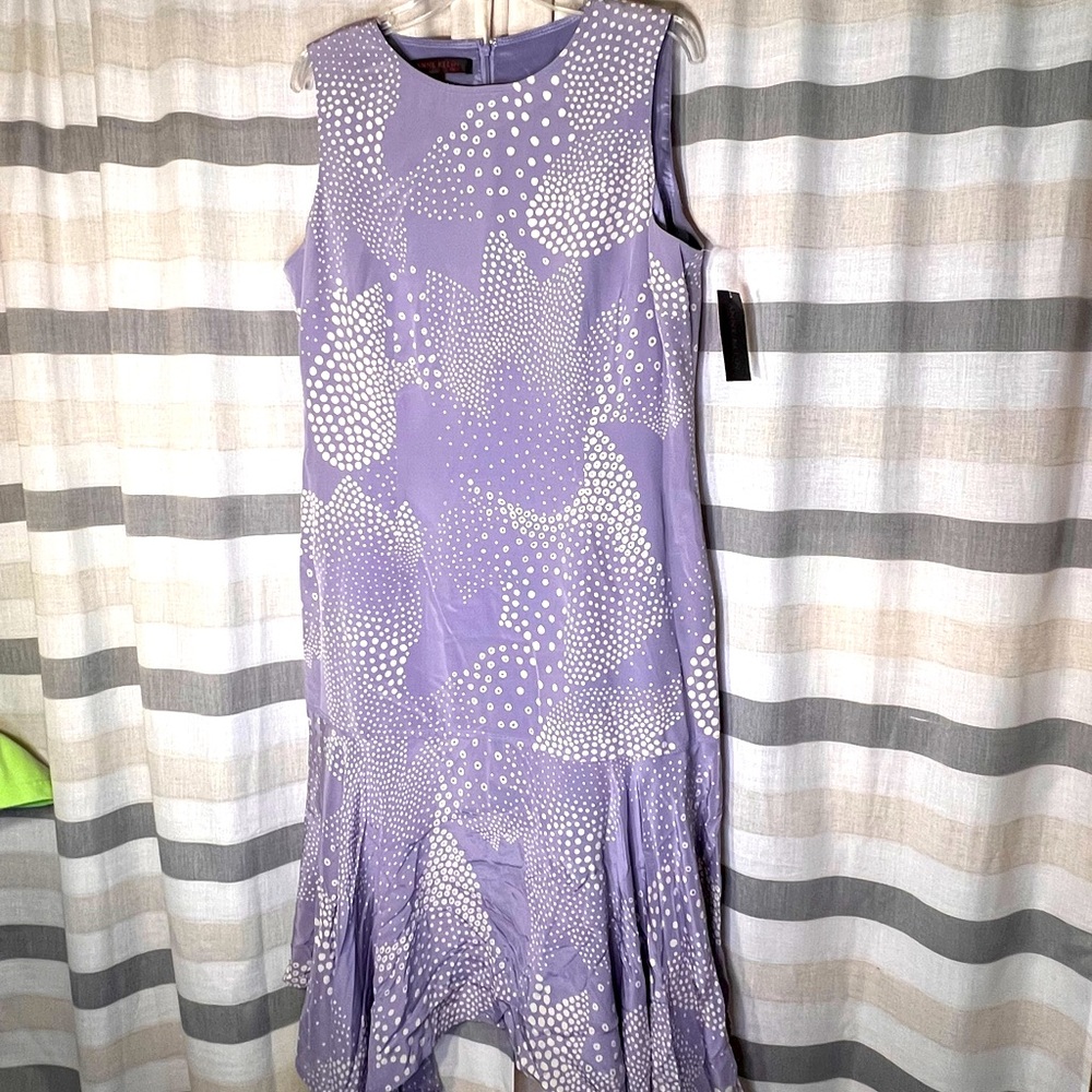 Anne Klein Serene sleeveless dress flounce bottom lavender and off white size 14
